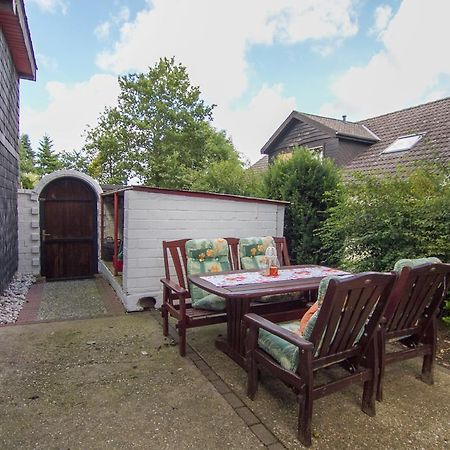 Ferienhaus Wildblick 施莱登 外观 照片